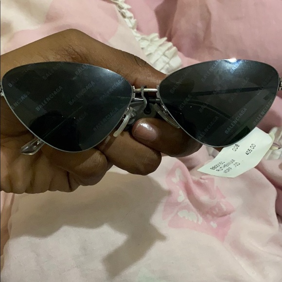 Balenciaga Glasses - Picture 1 of 1